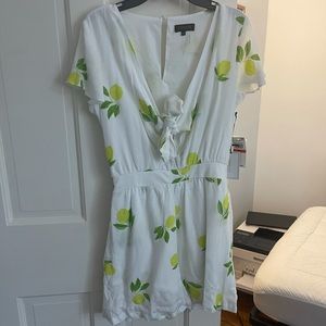 NWT size XS 1.State Lemon Romper